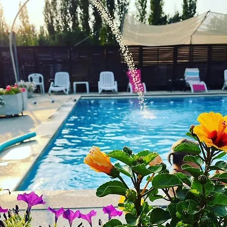 Tenuta Santo Stefano 3* Кампаньола-Эмилия