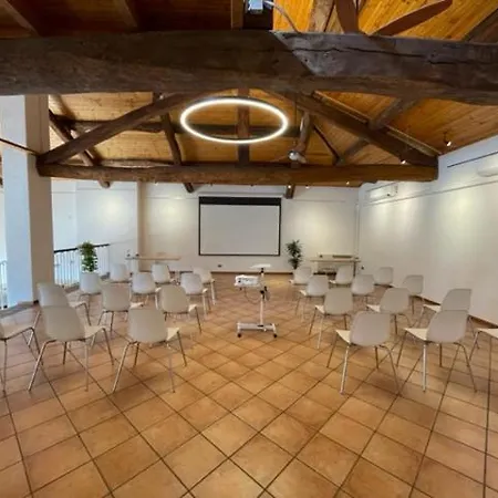 Отель Tenuta Santo Stefano 3*