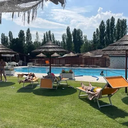 Tenuta Santo Stefano Отель Кампаньола-Эмилия