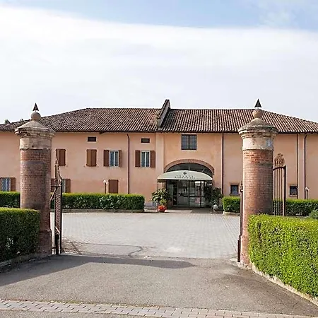 Hotel Tenuta Santo Stefano 3*