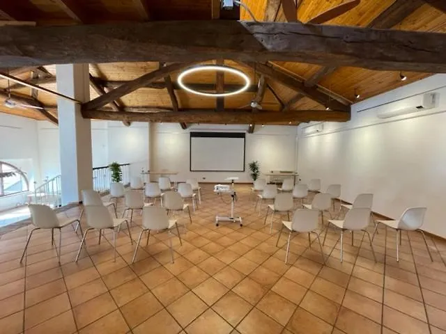 호텔 Tenuta Santo Stefano 3*